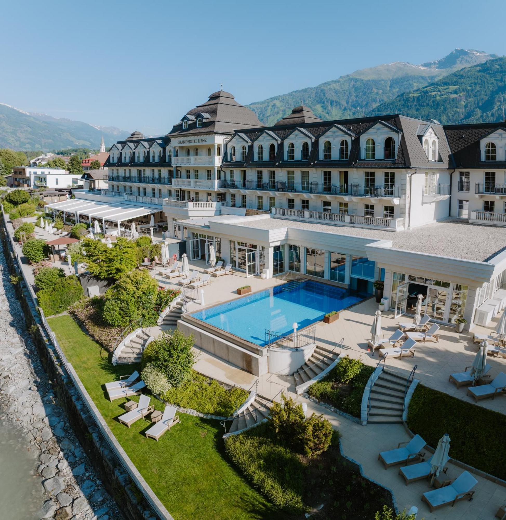 Grandhotel Lienz Business-Wellness & Gourmet Екстер'єр фото